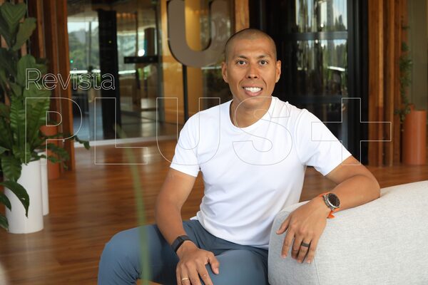 Miguel Vázquez: “Paraguay tiene el talento para convertirse en un hub tecnológico global” - Revista PLUS