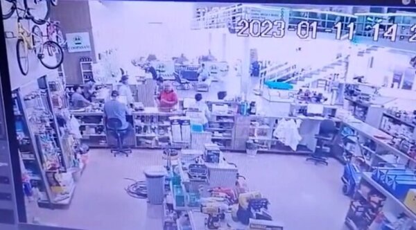 Hombre mata a balazos a su primo por venganza - Radio Imperio