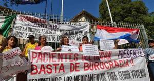La Nación / Salud se compromete a entregar medicamentos oncológicos desde mañana
