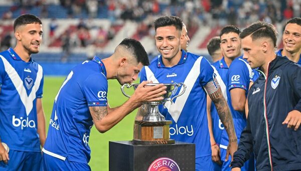 Tremendo lujo de José Florentín y título de verano con Vélez Sarsfield