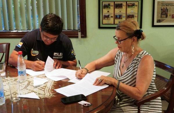 Asora y Fundación Maris Llorens firman convenio de cooperación •