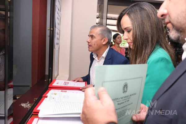 Diario HOY | ANR formaliza inscripción de candidaturas en la Justicia Electoral