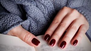 Uñas charol: la manicura elegante que apunta a triunfar en el 2023
