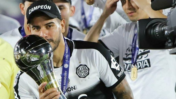 "Pollo" Recalde busca un abogado para demandar a Olimpia, según su repre
