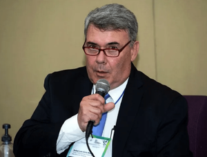 Defensor del pueblo denunciará supuestas falsas víctimas de la dictadura · Radio Monumental 1080 AM