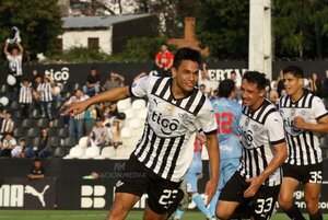 Diego Gómez, el llamado a tomar el relevo de Julio Enciso en Paraguay