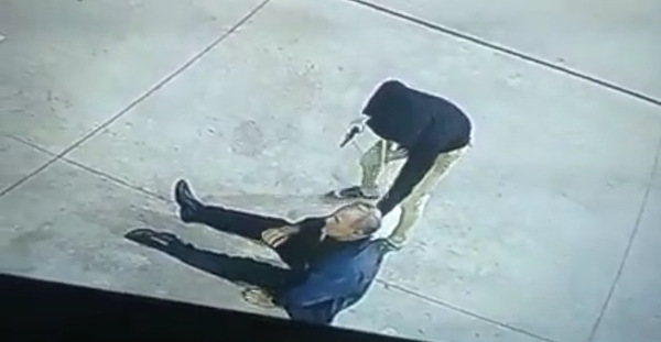 Grupo de malvivientes atacan y despojan a un guardia de su arma de fuego