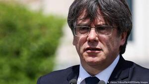 Puigdemont, exonerado de sedición, pero se mantienen cargos de malversación y desobediencia
