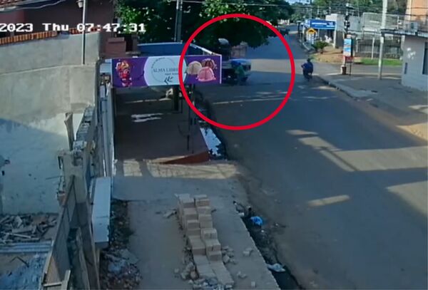 Mujer muere tras ser arrollada por un bus: Chofer detenido alega que no se percató de lo ocurrido - Megacadena — Últimas Noticias de Paraguay