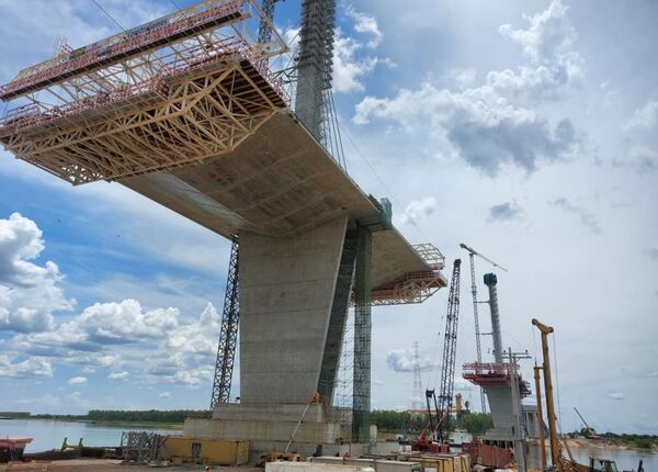 Puente Héroes del Chaco inicia el año con 78% de avance - El Trueno