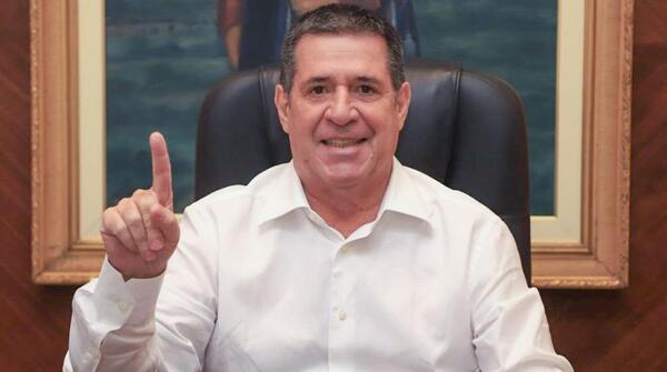 Diario HOY | Cartes recibe a autoridades y apoderados de la ANR en primer día de audiencias