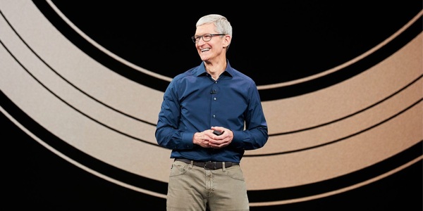Tim Cook, CEO de Apple cobrará un 40% menos en 2023 tras pedir un "ajuste" - Revista PLUS