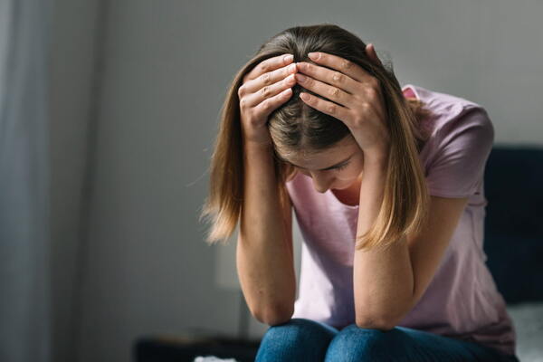Instan a allegados de personas con depresión a estar a atentos | 1000 Noticias