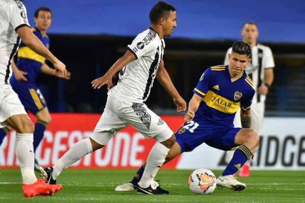 'Patito' Aquino, el futbolista con más partidos en la historia de la Copa Sudamericana