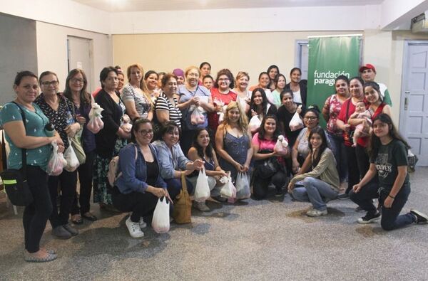 MUJERES IMPULSORAS entregará certificados y kits semillas a 65 mujeres emprendedoras