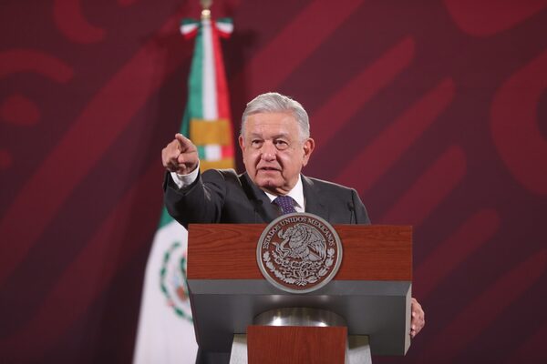 López Obrador defiende presencia de militarizada Guardia Nacional en el metro - MarketData