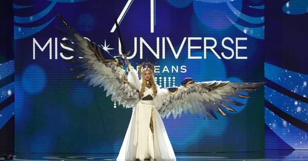 La Nación / Miss Ucrania impactó con su traje alegórico “Guerrera de la luz”