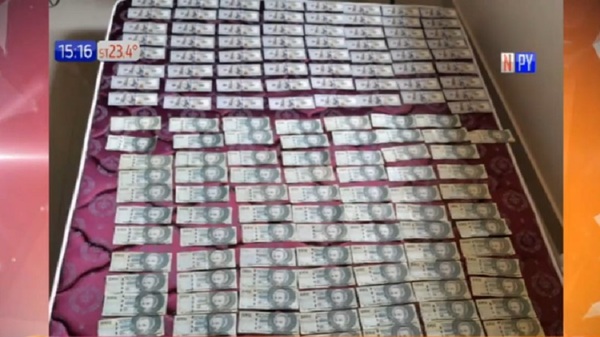 Caso robo de avioneta: Incautan USD. 6.500 y armas de fuego - Noticias Paraguay