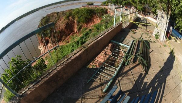 Eduardo Nakayama culpa a la Municipalidad por derrumbe del mirador de Ita Pytã Punta