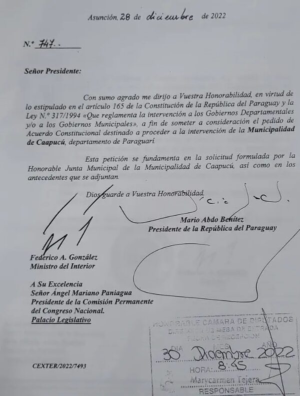 Gobierno pide a Comisión Permanente analizar la intervención de Caapucú - Política - ABC Color