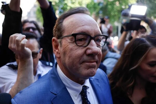 Kevin Spacey se declara no culpable de siete nuevos cargos por delito sexual - Gente - ABC Color