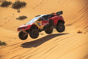 Un imparable Loeb vuelve a ganar y ya es segundo en la general