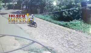 Vecinos atrapan a un motochorro que intentó robar un celular - Radio Imperio