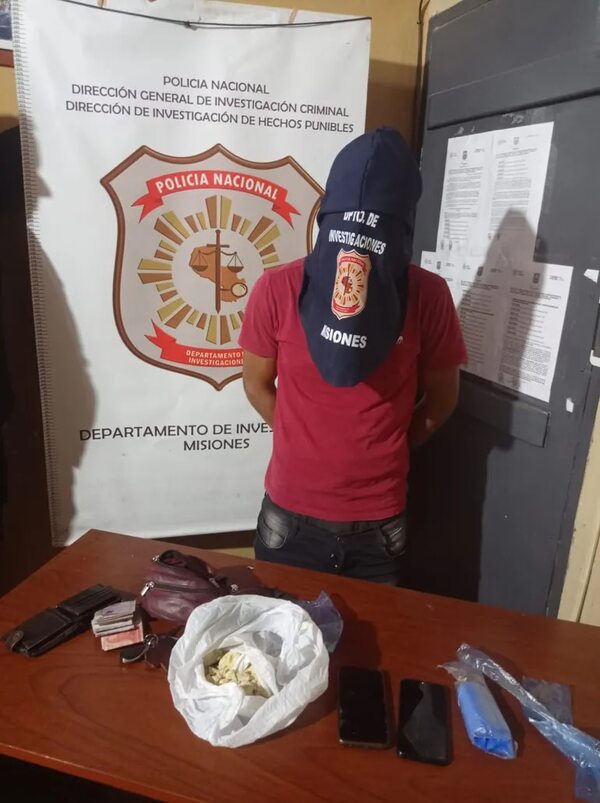 Detienen a cuatro jóvenes por hurto agravado y comercialización de estupefacientes - Nacionales - ABC Color