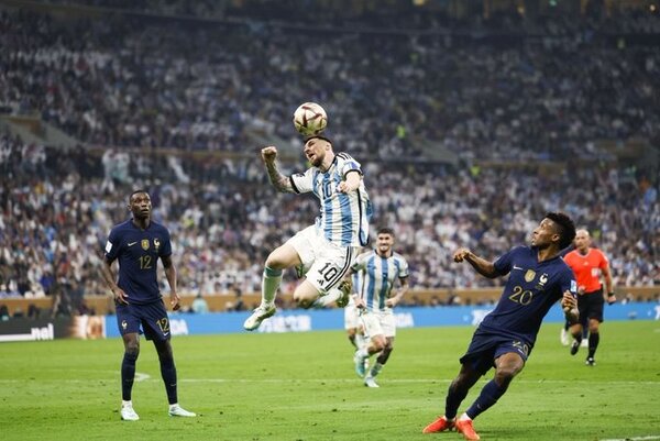 FIFA abre expediente a Argentina por la final del Mundial