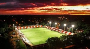 Colorida Noche Roja en Mallorquín - Fútbol - ABC Color