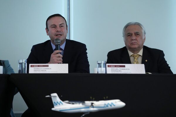 Aeromar tiene deuda de 26,6 millones de dólares con aeropuerto de México - MarketData