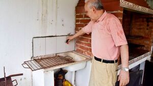 En pleno verano, pobladores de San Bernardino sufren por falta de agua