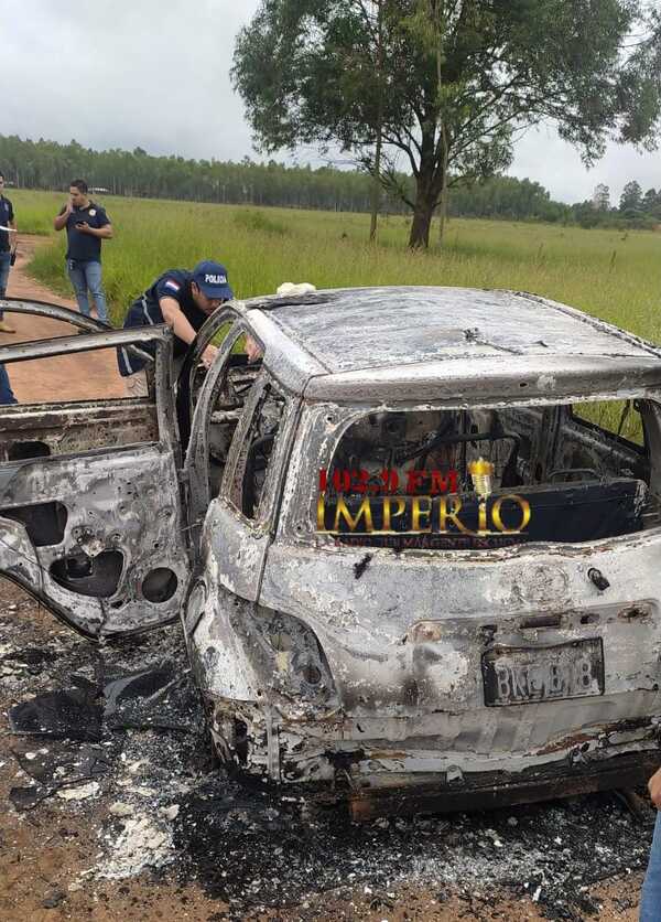 Hallan automóvil incinerado que habría sido utilizado para un asesinato - Radio Imperio