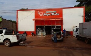 Forzaron candado e ingresaron a robar en un supermercado