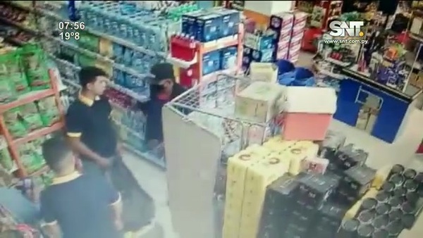 Seguidilla de asaltos en 3 supermercados - SNT