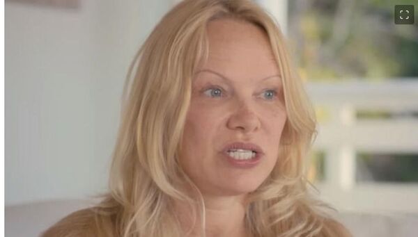 Pamela Anderson reaparece en documental en Netflix