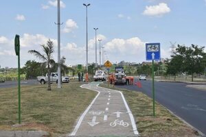 Bicisenda no es respetada por peatones en Costanera de Asunción - Nacionales - ABC Color