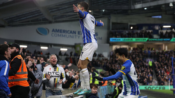 El Brighton también se aprovechó del mal momento de Liverpool