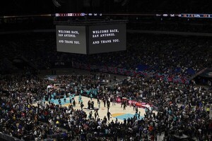 Diario HOY | Warriors arrollan a Spurs ante más de 68.000 espectadores