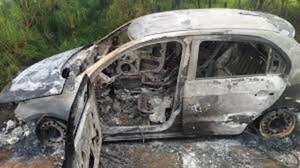 Hallan incinerado el presunto auto usado por sicarios en PJC