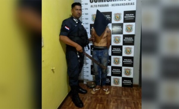 Adicto intentó herir con machete a su madre por no darle dinero