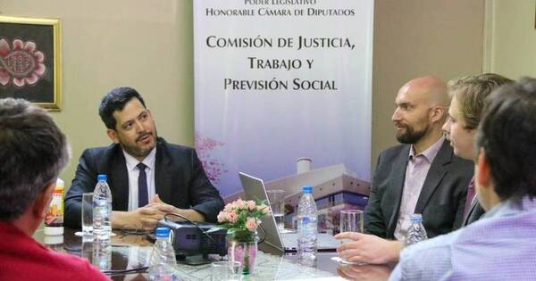 La Nación / Autoridades de Harvard destacan proyecto de ley