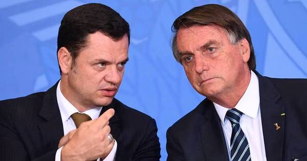 La Nación / Detienen a ex ministro de Justicia de Bolsonaro