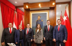 Apoderado de HC fue designado secretario general y director de Gabinete de la ANR - ADN Digital