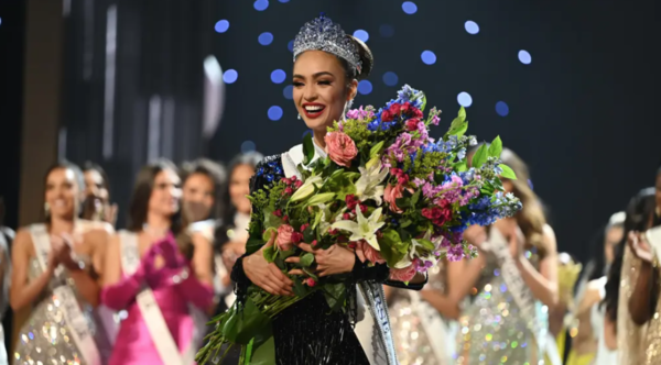 Diario HOY | Miss Estados Unidos es coronada reina de la belleza universal