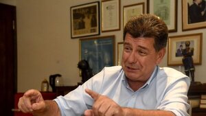 "Cartes va a negociar su situación legal con Brasil a costa de Itaipú"