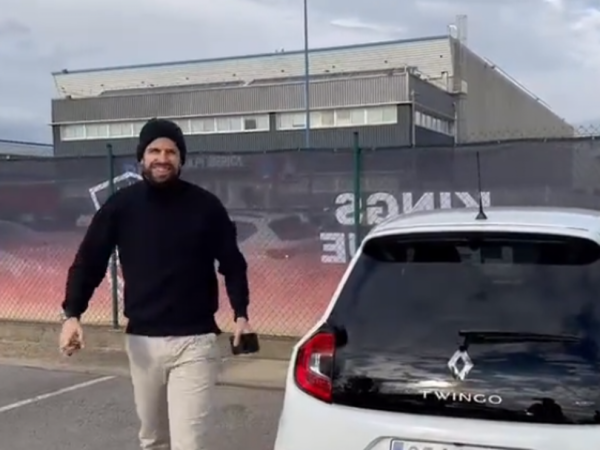 Diario HOY | Tras lucir un Casio, Piqué se pasa al Twingo en respuesta a Shakira
