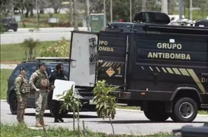 Sospechosos de atentado con bomba en Brasilia se convierten en acusados