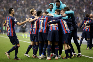 FC Barcelona es campeón de la Supercopa tras superar a un deslucido Real Madrid - Radio Imperio