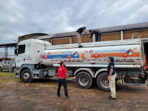 Incautan 5.000 litros de combustible de contrabando en Vista Alegre